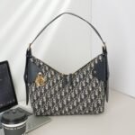 【New】Dior spring collection leather handbag-168243