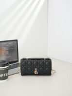 Dior pearl clutch bag/can be carried by hand or worn as a crossbody bag-168130